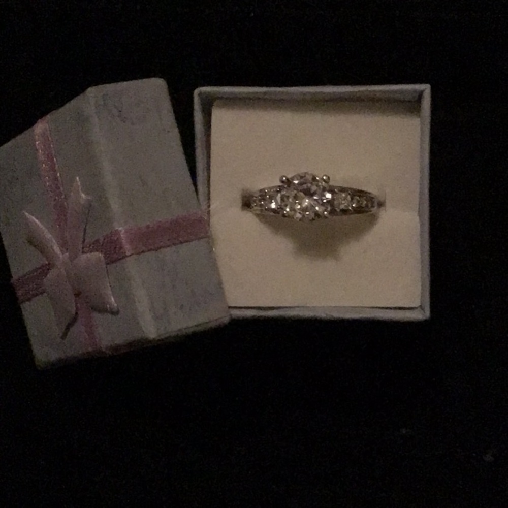 Engagement Diamond Ring